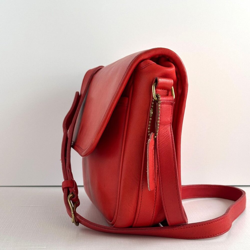 Vintage 1980s Coach Red Tailored Pouch 4110 Made in New York City - Picture 3 of 16